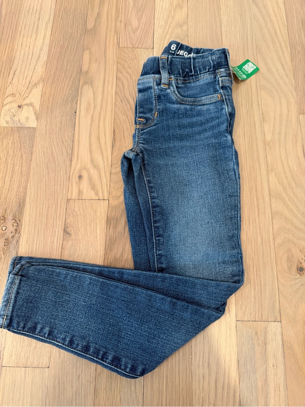 Gap denim jegging size 6 NWT